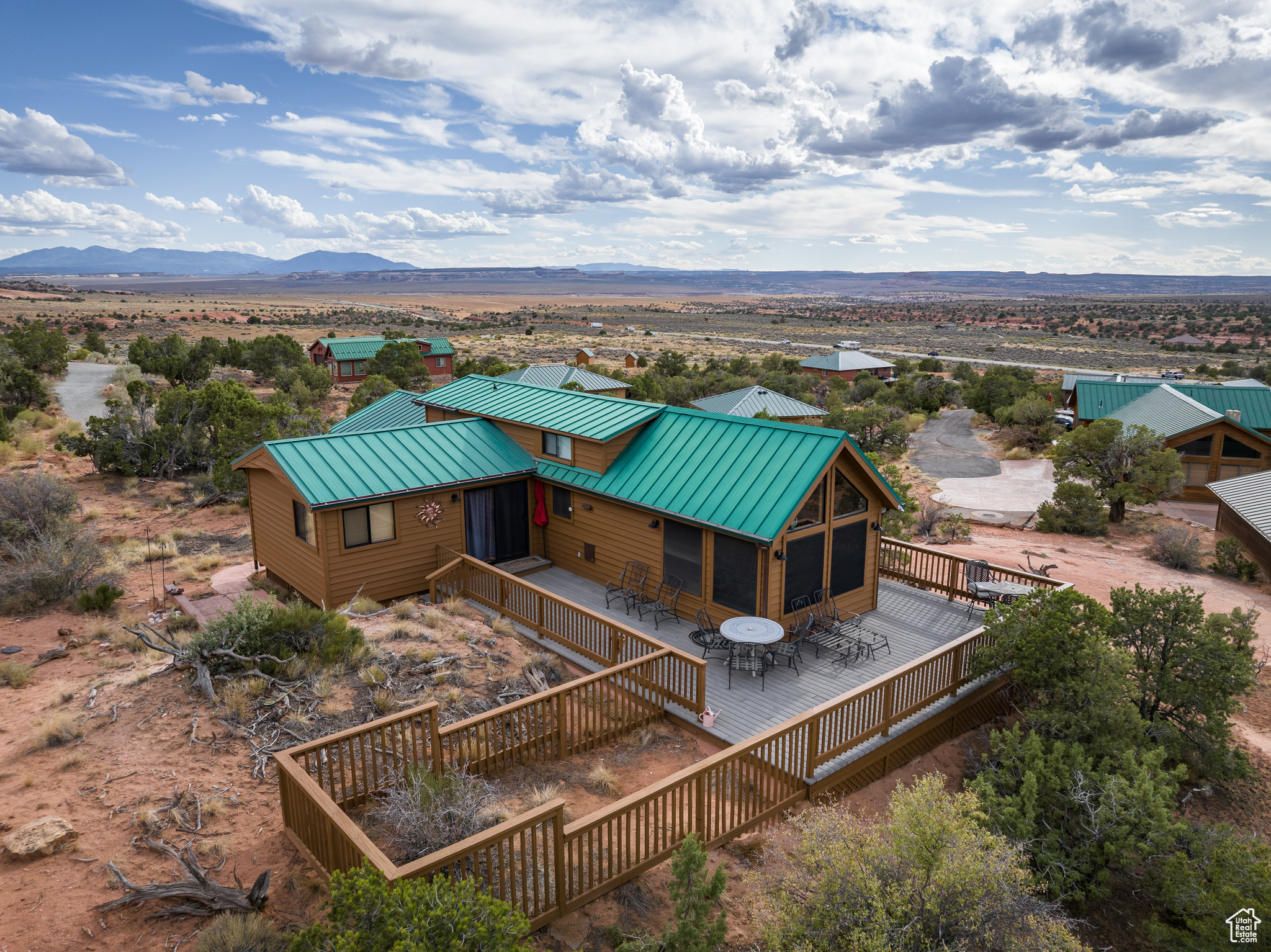 WILSON ARCH RESORT - Residential
