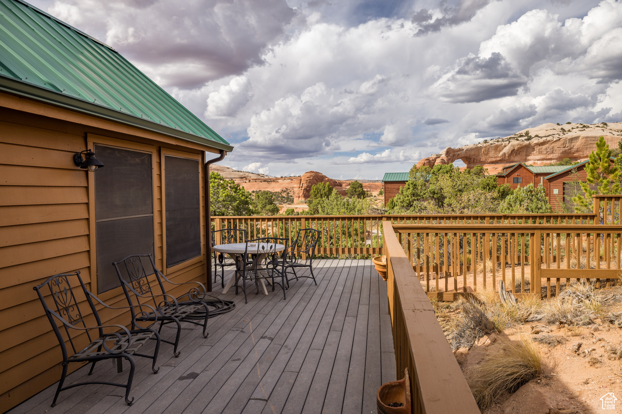 WILSON ARCH RESORT - Residential