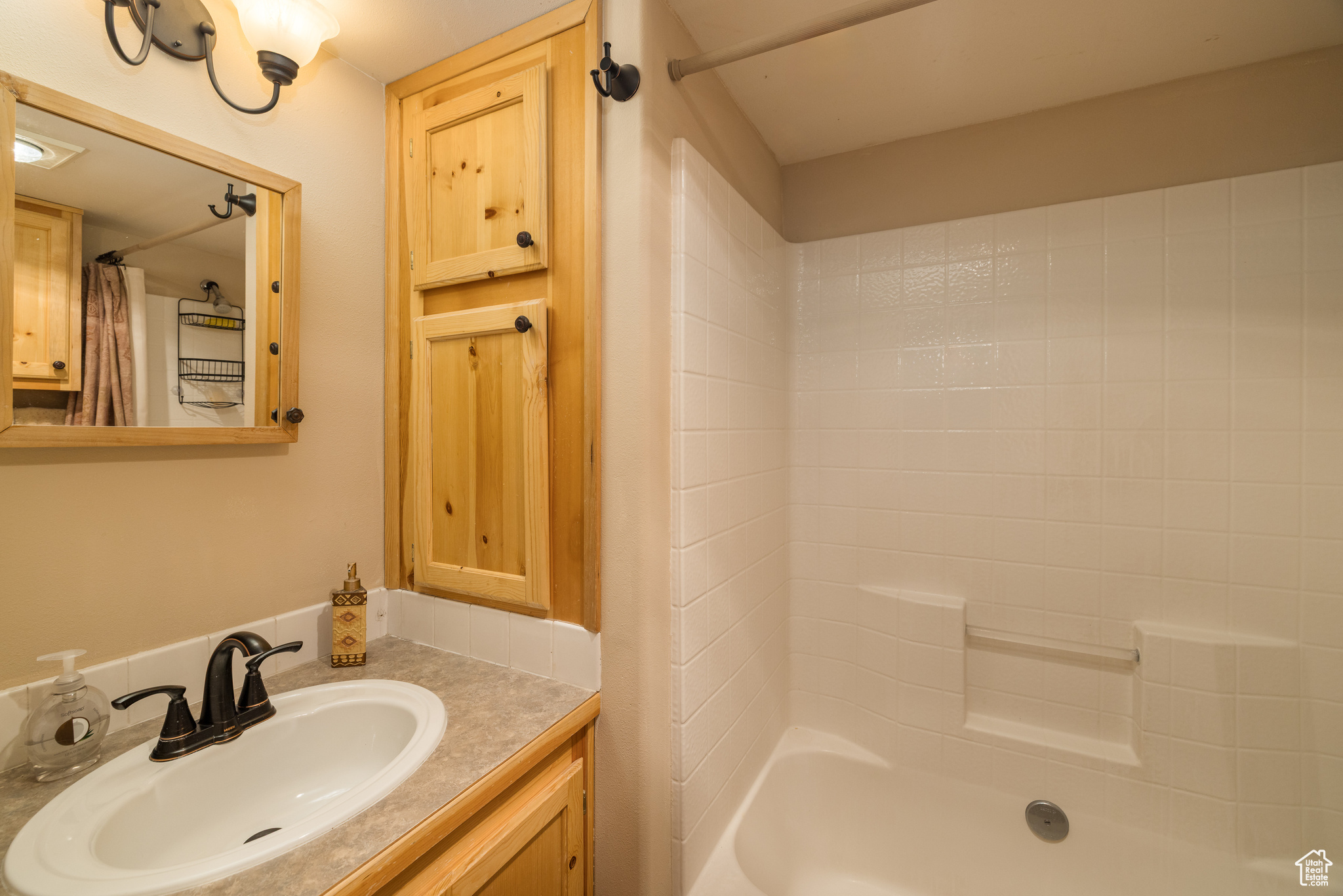 WILSON ARCH RESORT - Residential