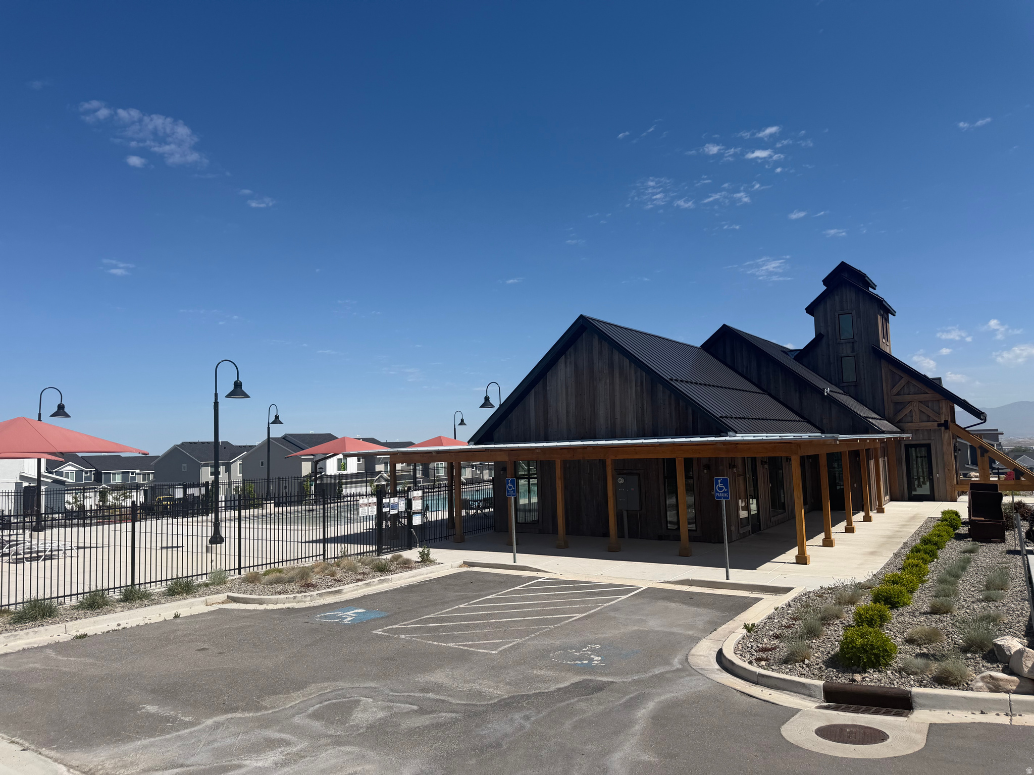 LITTLE VALLEY GATWAY - Residential