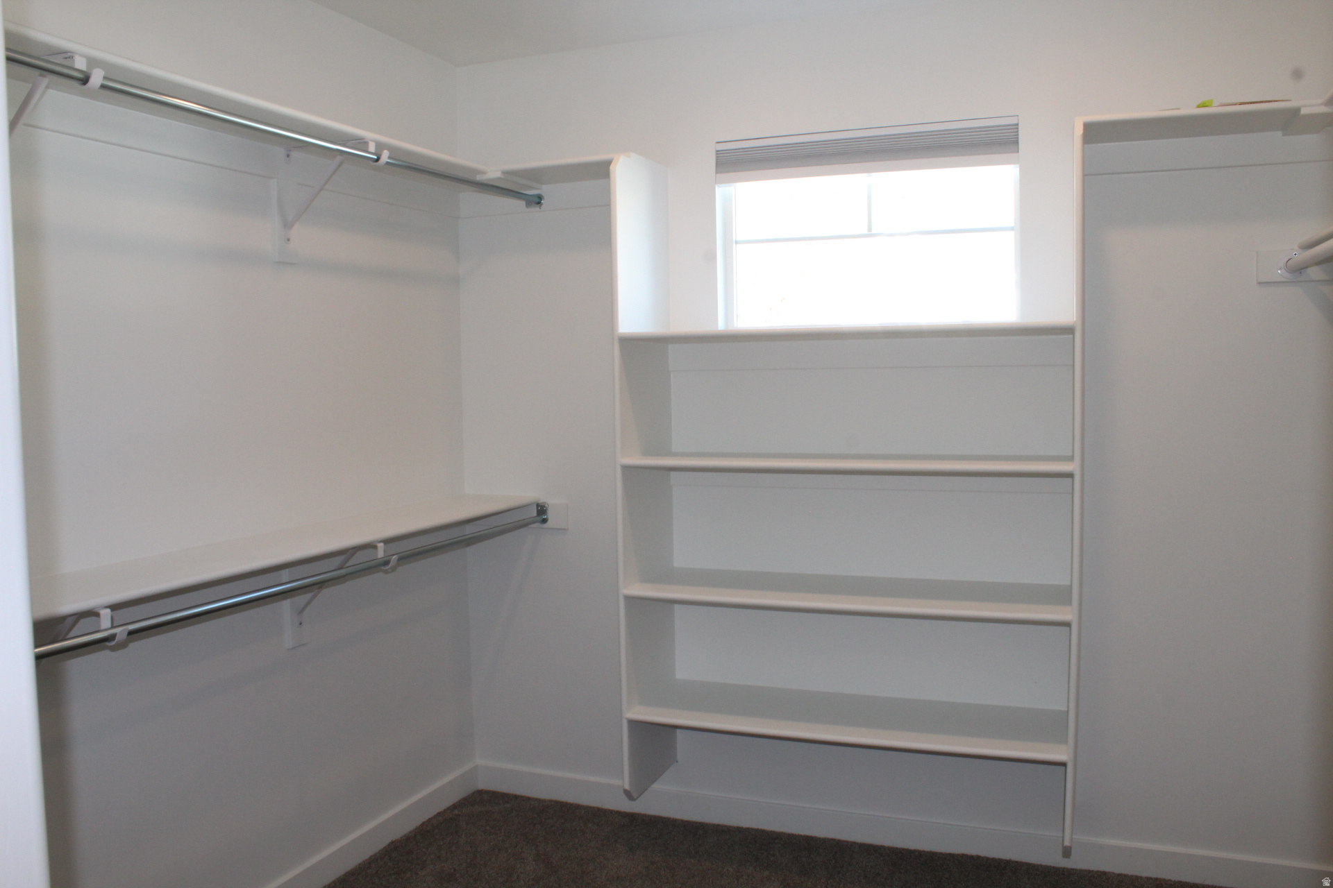 LITTLE VALLEY GATWAY - Residential