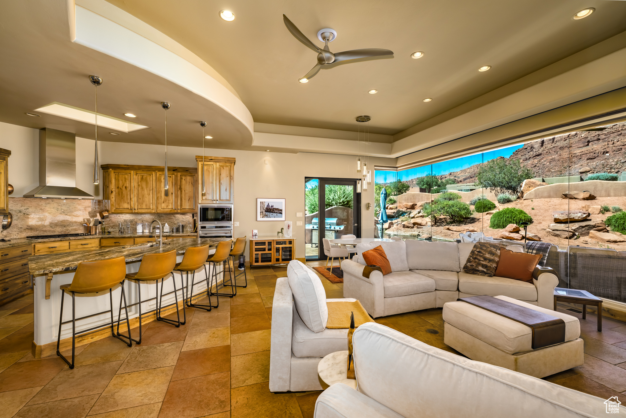KACHINA SPRINGS EAST AT ENTRADA - Residential