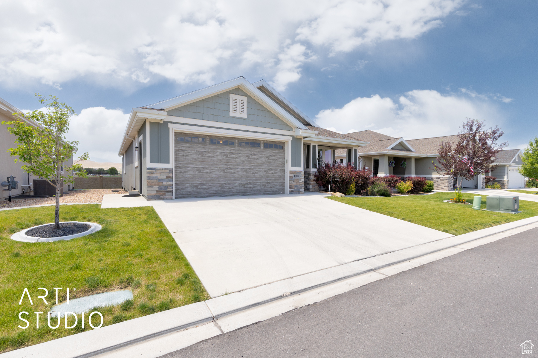 HERITAGE VILLAGE - Residential