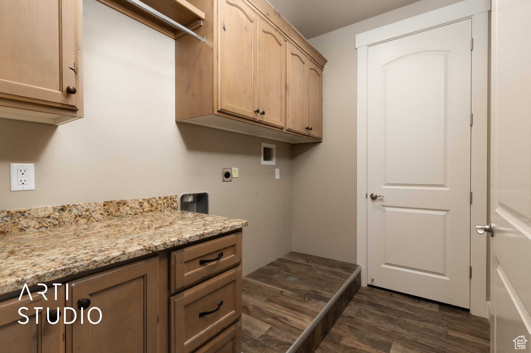 HERITAGE VILLAGE - Residential