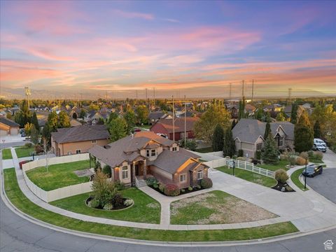 Tiny photo for 796 S ROCK CREEK COR, Layton, UT 84041 (MLS # 2117793)