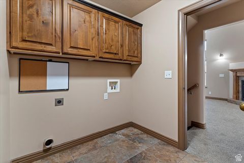 Tiny photo for 796 S ROCK CREEK COR, Layton, UT 84041 (MLS # 2117793)