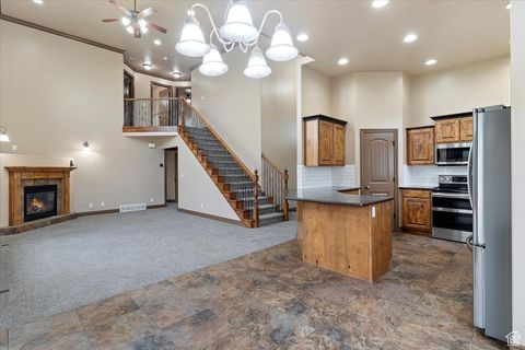 Tiny photo for 796 S ROCK CREEK COR, Layton, UT 84041 (MLS # 2117793)