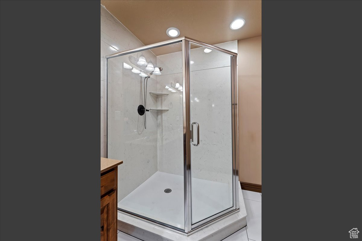 ROBERTS FARMS - Residential