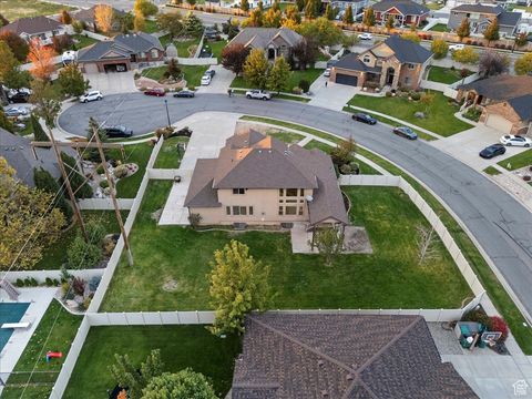 Tiny photo for 796 S ROCK CREEK COR, Layton, UT 84041 (MLS # 2117793)