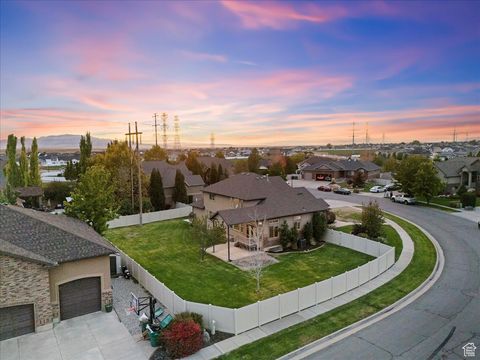 Tiny photo for 796 S ROCK CREEK COR, Layton, UT 84041 (MLS # 2117793)