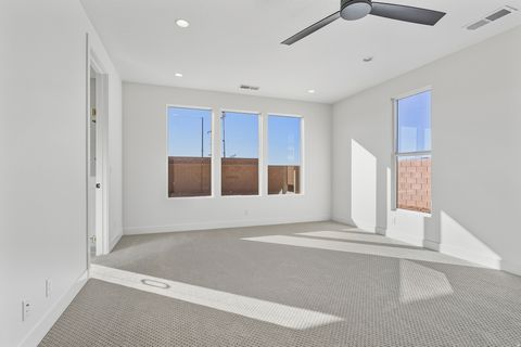 Tiny photo for 3098 S 4850 W, Hurricane, UT 84737 (MLS # 2125873)