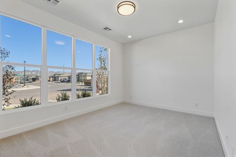 Tiny photo for 3098 S 4850 W, Hurricane, UT 84737 (MLS # 2125873)