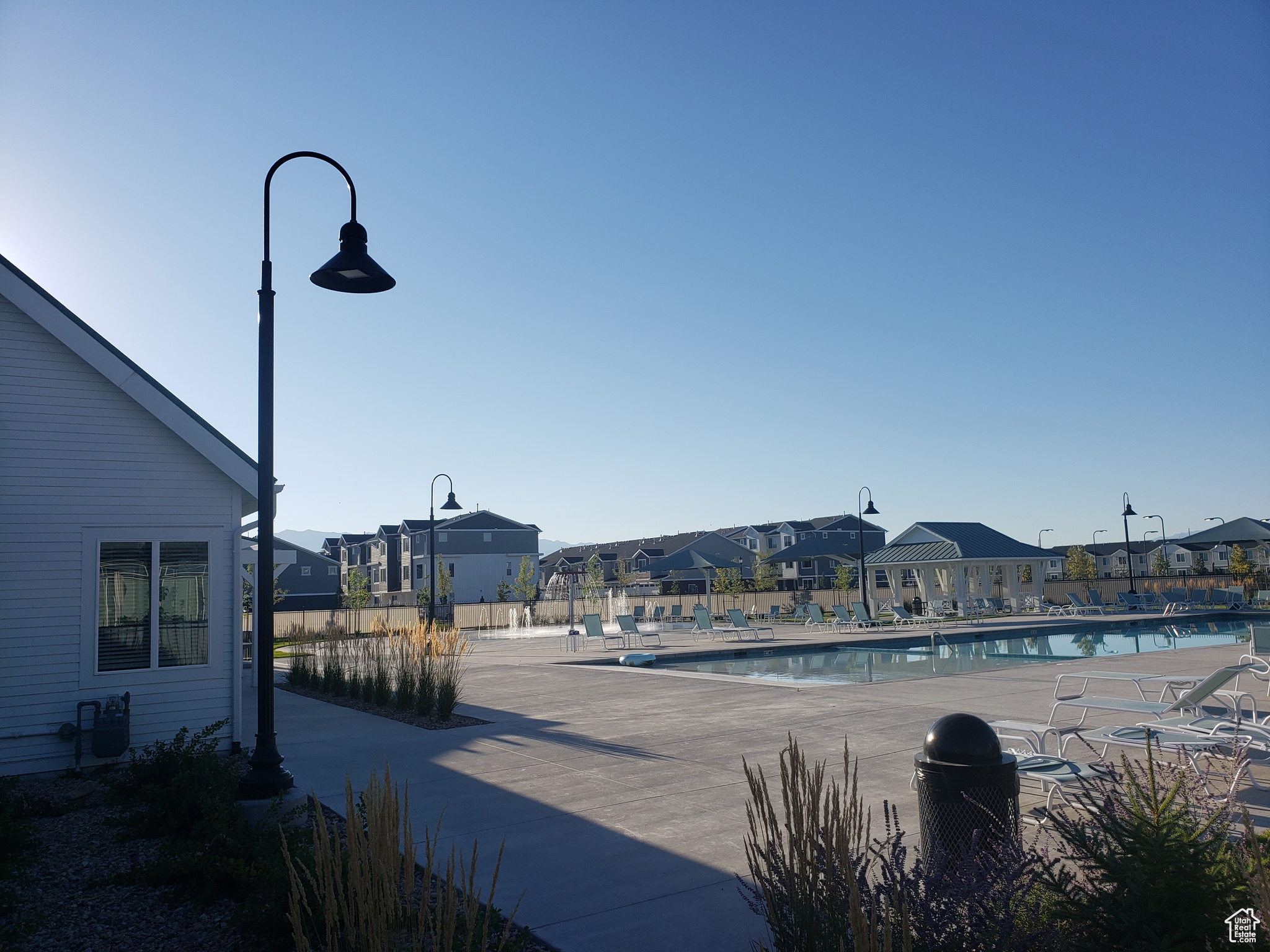 NORTHSHORE - Residential