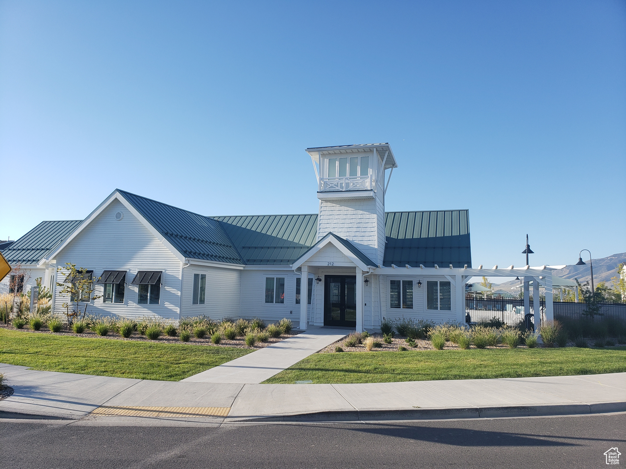 NORTHSHORE - Residential