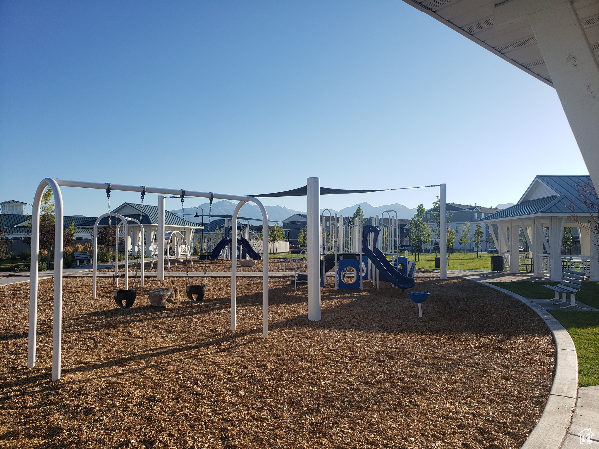 NORTHSHORE - Residential