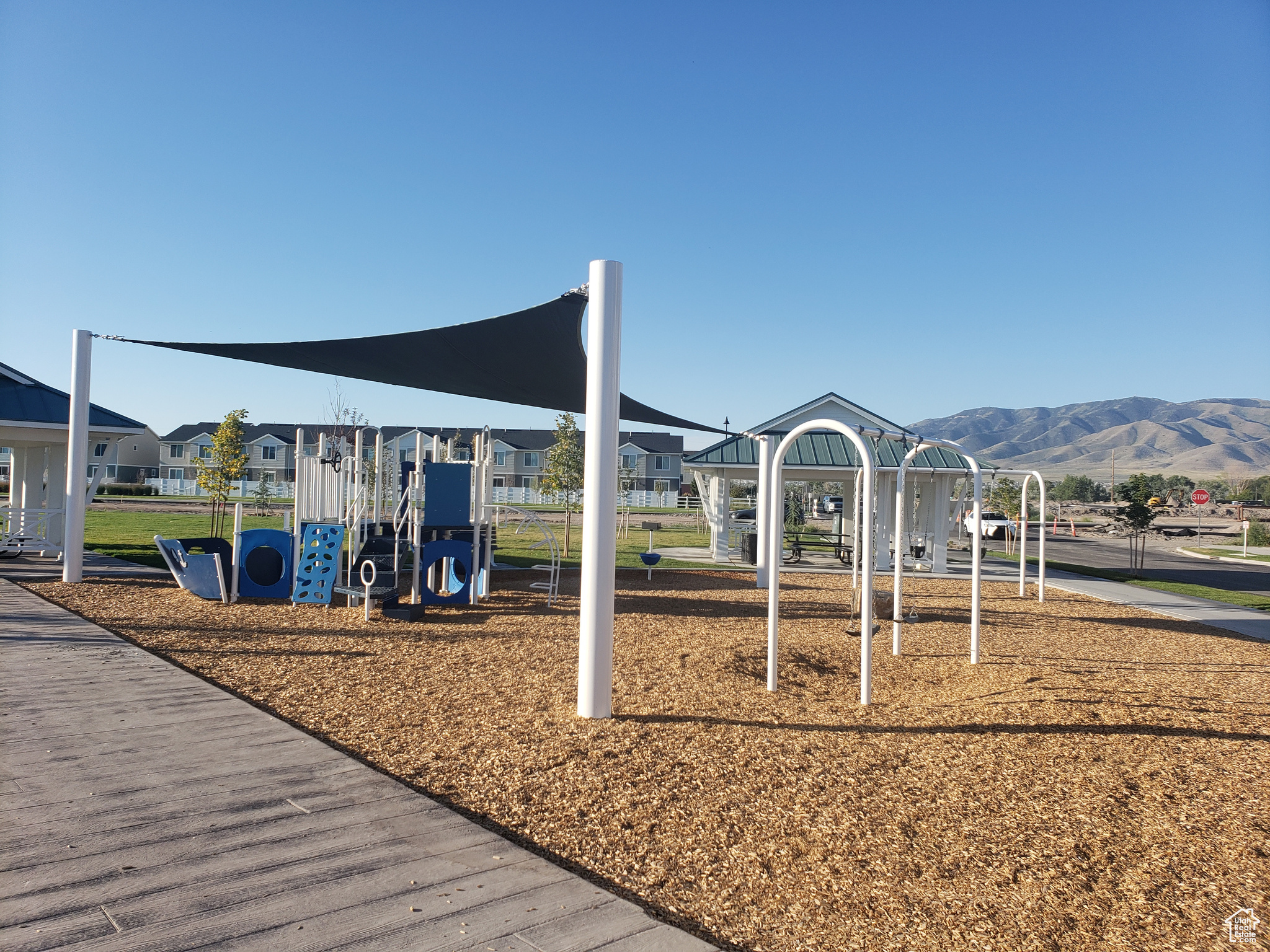 NORTHSHORE - Residential