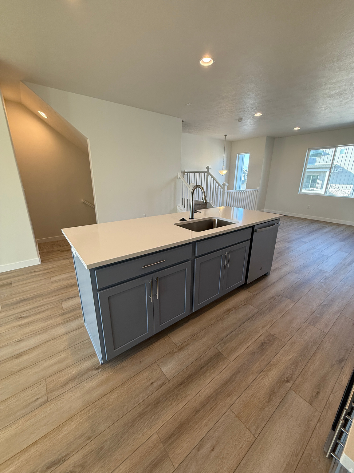 MEADOWBROOK - Residential