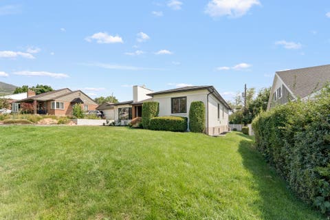 Tiny photo for 2242 E KENSINGTON AVE S, Salt Lake City, UT 84108 (MLS # 2177173)