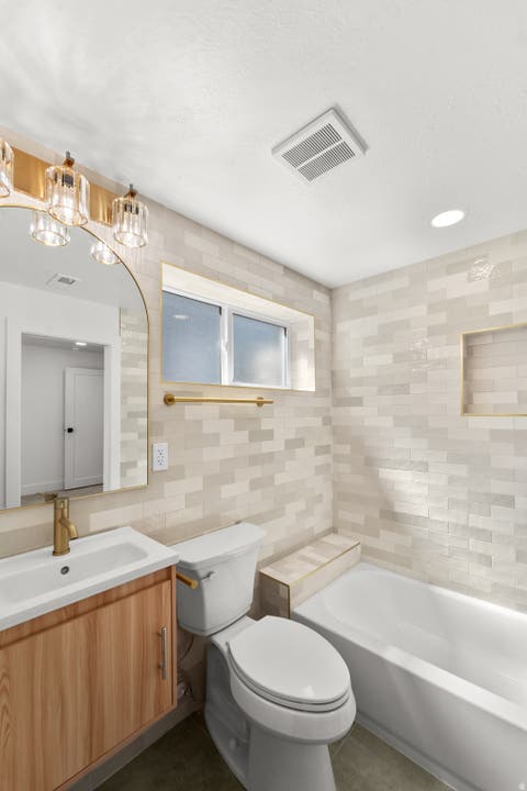 Tiny photo for 2242 E KENSINGTON AVE S, Salt Lake City, UT 84108 (MLS # 2177173)