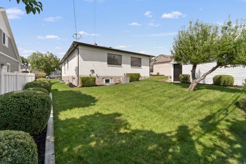 Tiny photo for 2242 E KENSINGTON AVE S, Salt Lake City, UT 84108 (MLS # 2177173)