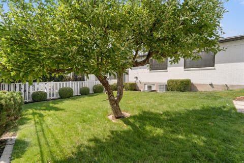 Tiny photo for 2242 E KENSINGTON AVE S, Salt Lake City, UT 84108 (MLS # 2177173)