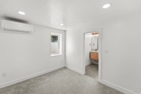Tiny photo for 2242 E KENSINGTON AVE S, Salt Lake City, UT 84108 (MLS # 2177173)
