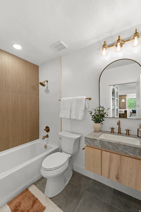 Tiny photo for 2242 E KENSINGTON AVE S, Salt Lake City, UT 84108 (MLS # 2177173)