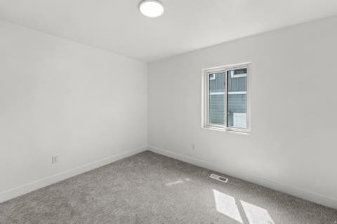 Tiny photo for 2242 E KENSINGTON AVE S, Salt Lake City, UT 84108 (MLS # 2177173)