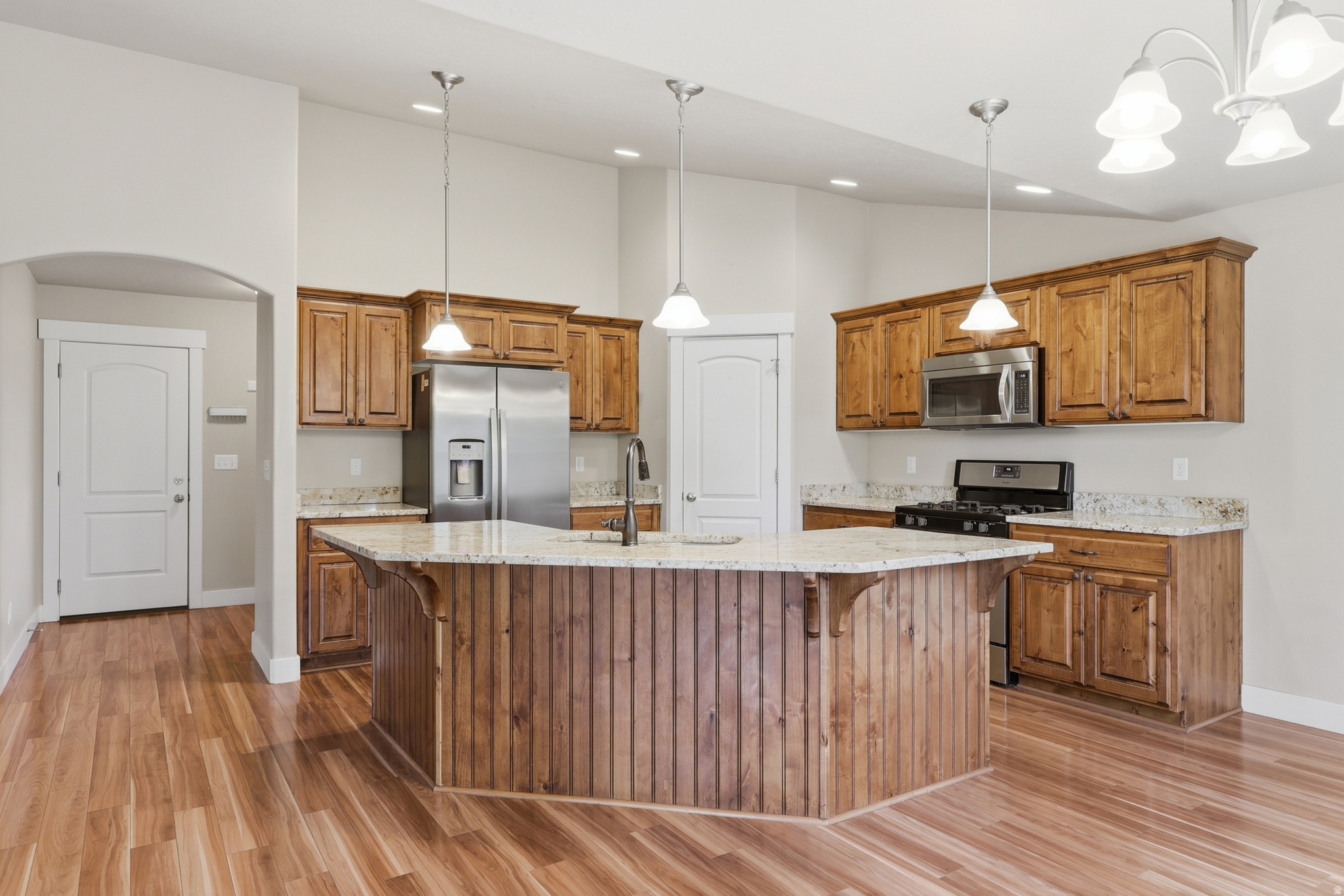 ASPEN POINTE - Residential