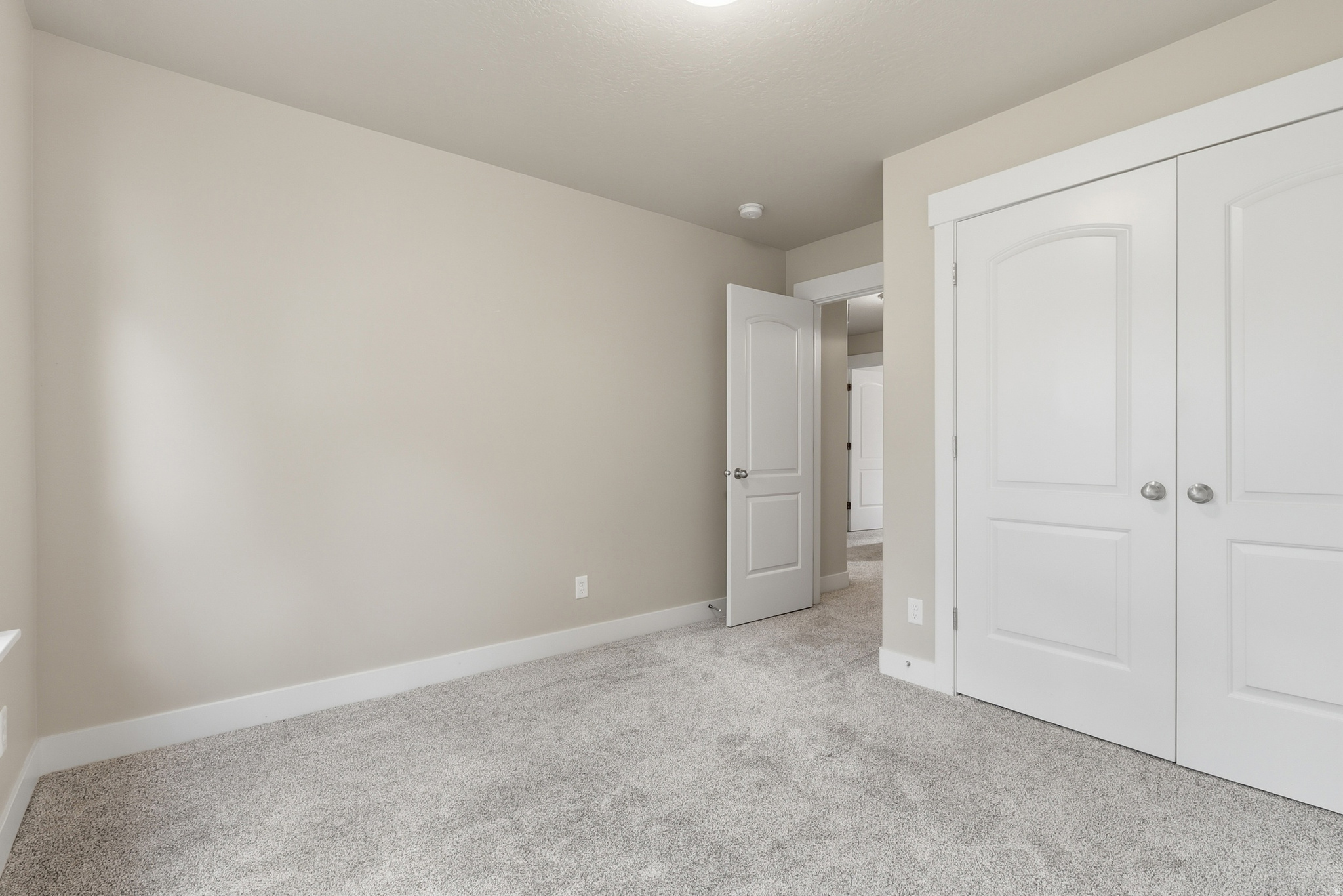 ASPEN POINTE - Residential