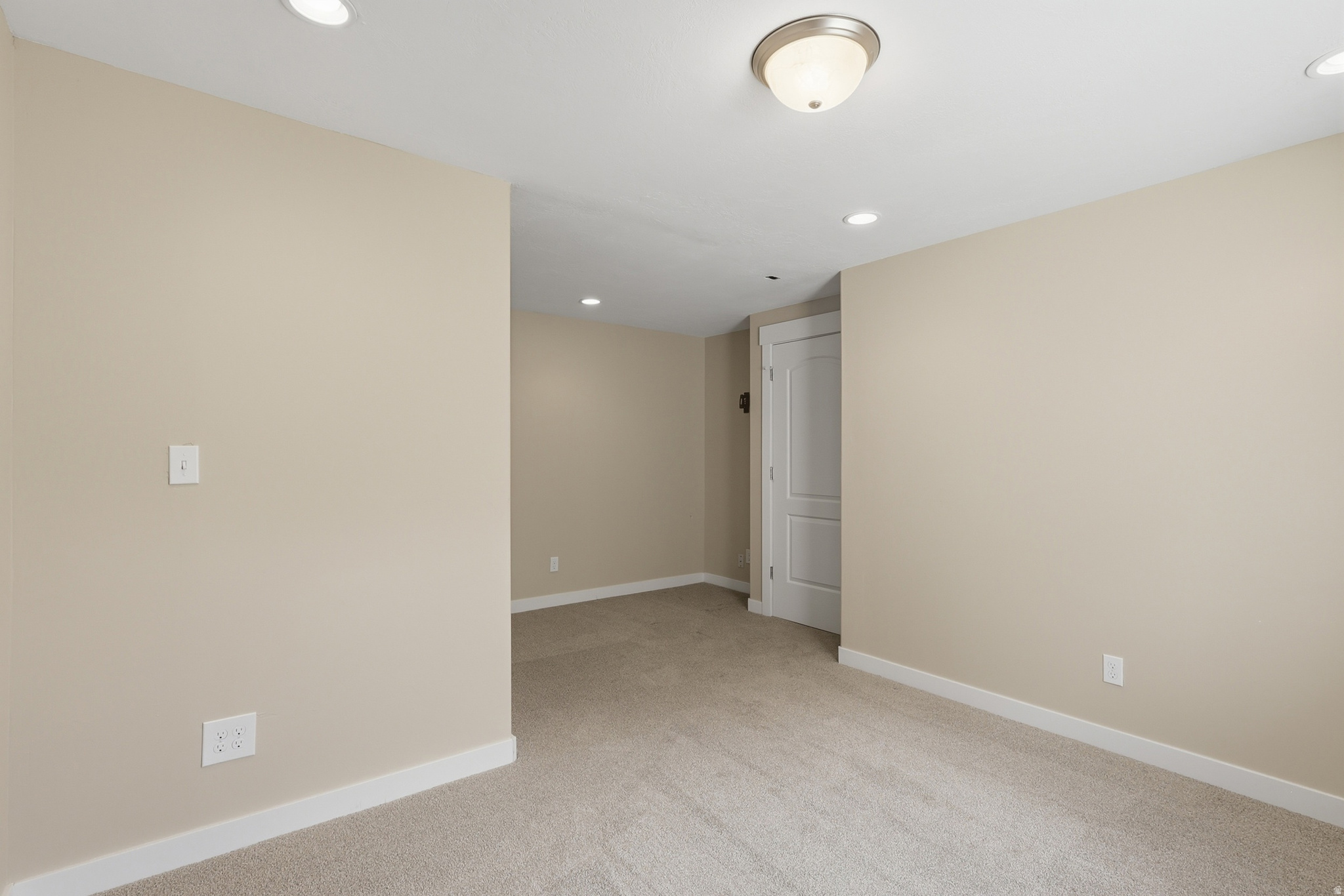 ASPEN POINTE - Residential