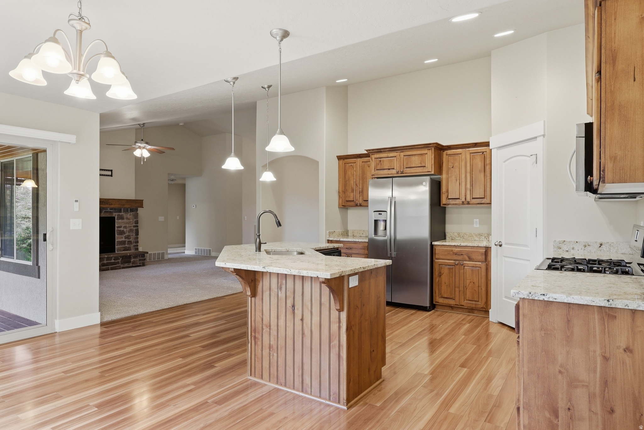 ASPEN POINTE - Residential