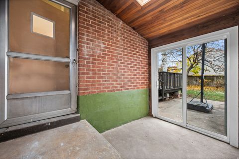 Tiny photo for 2580 E 2100 S, Salt Lake City, UT 84109 (MLS # 2125426)