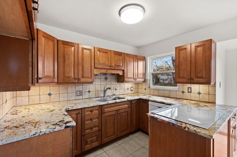 Tiny photo for 2580 E 2100 S, Salt Lake City, UT 84109 (MLS # 2125426)