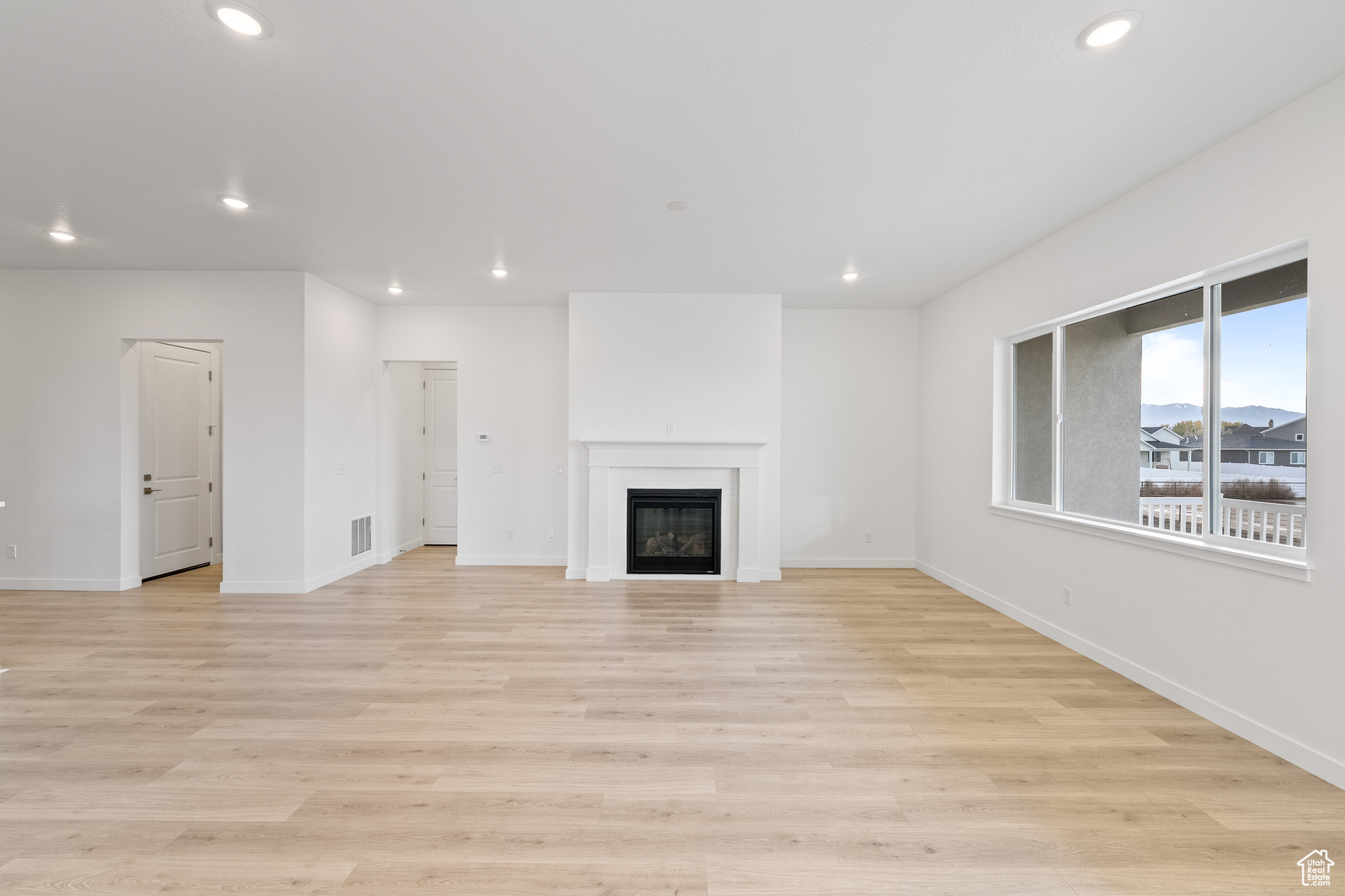 TAYLOR LANDING - Residential