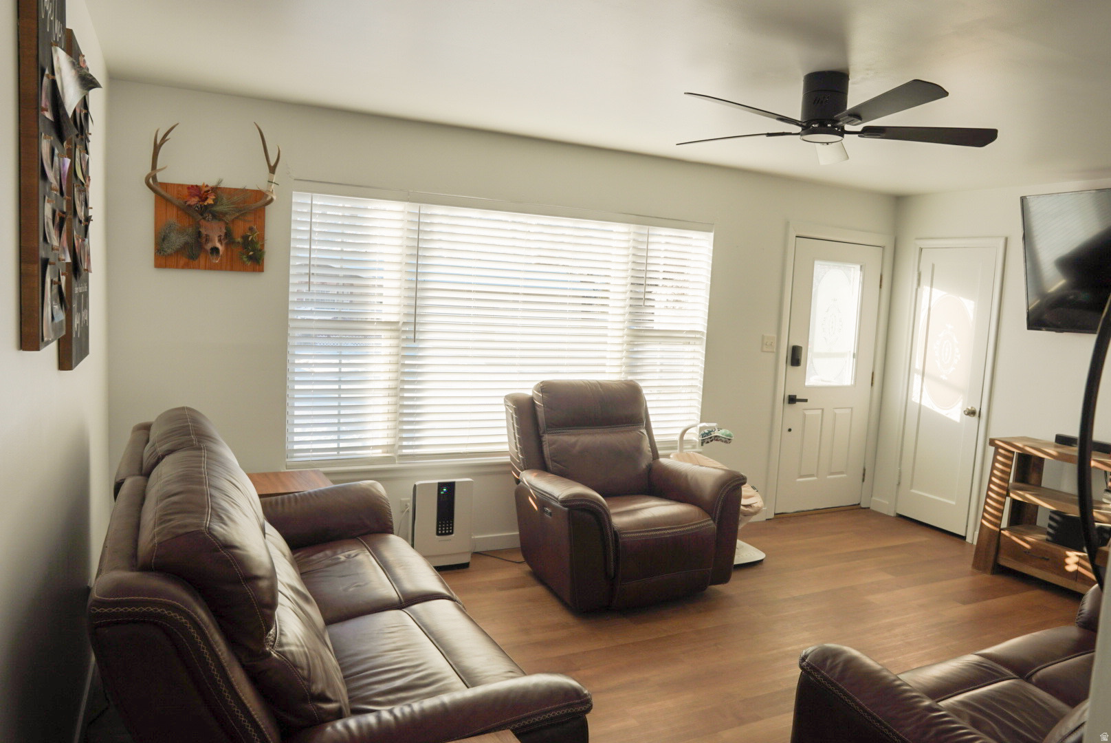 LOVERS DELIGHT - Residential