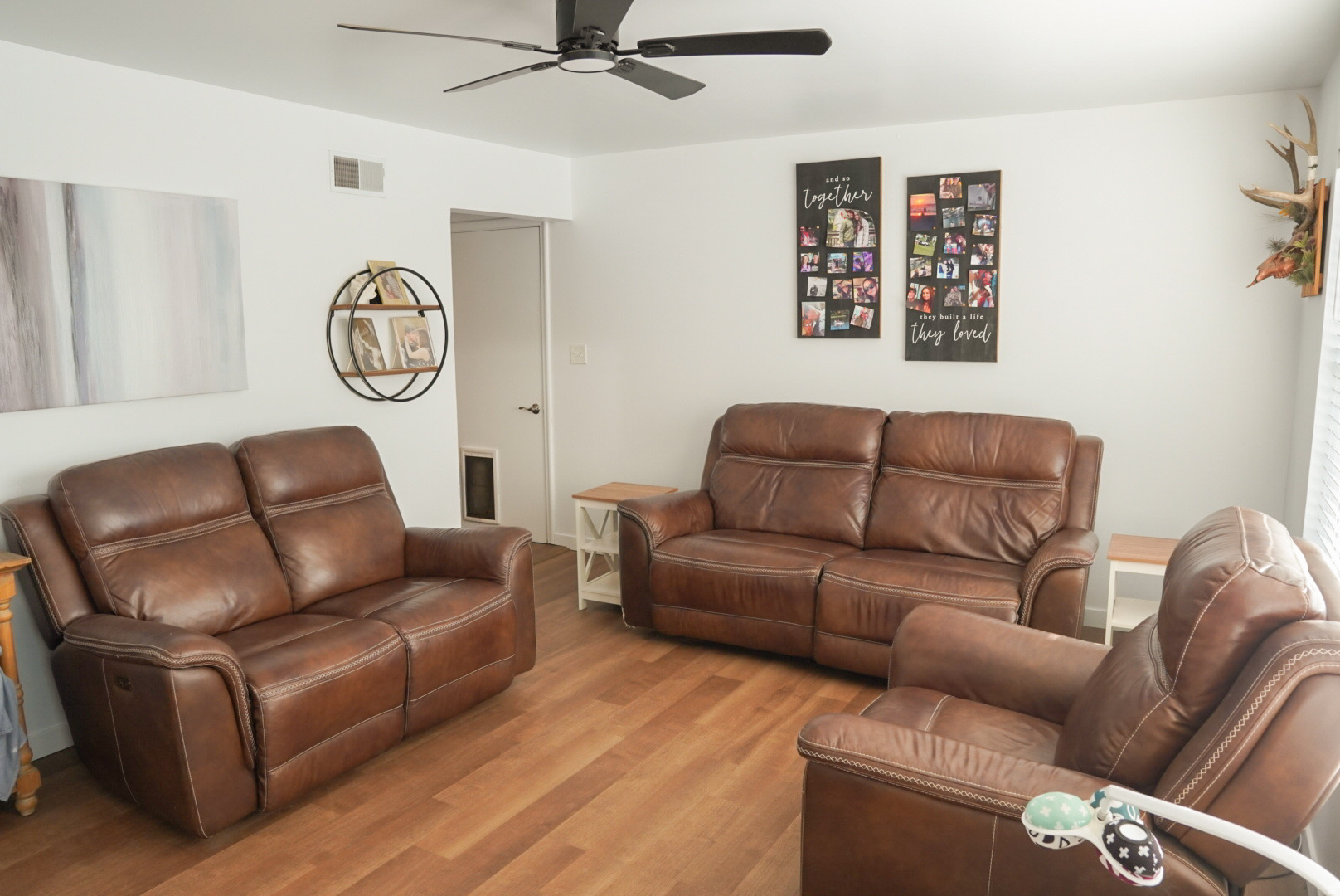 LOVERS DELIGHT - Residential