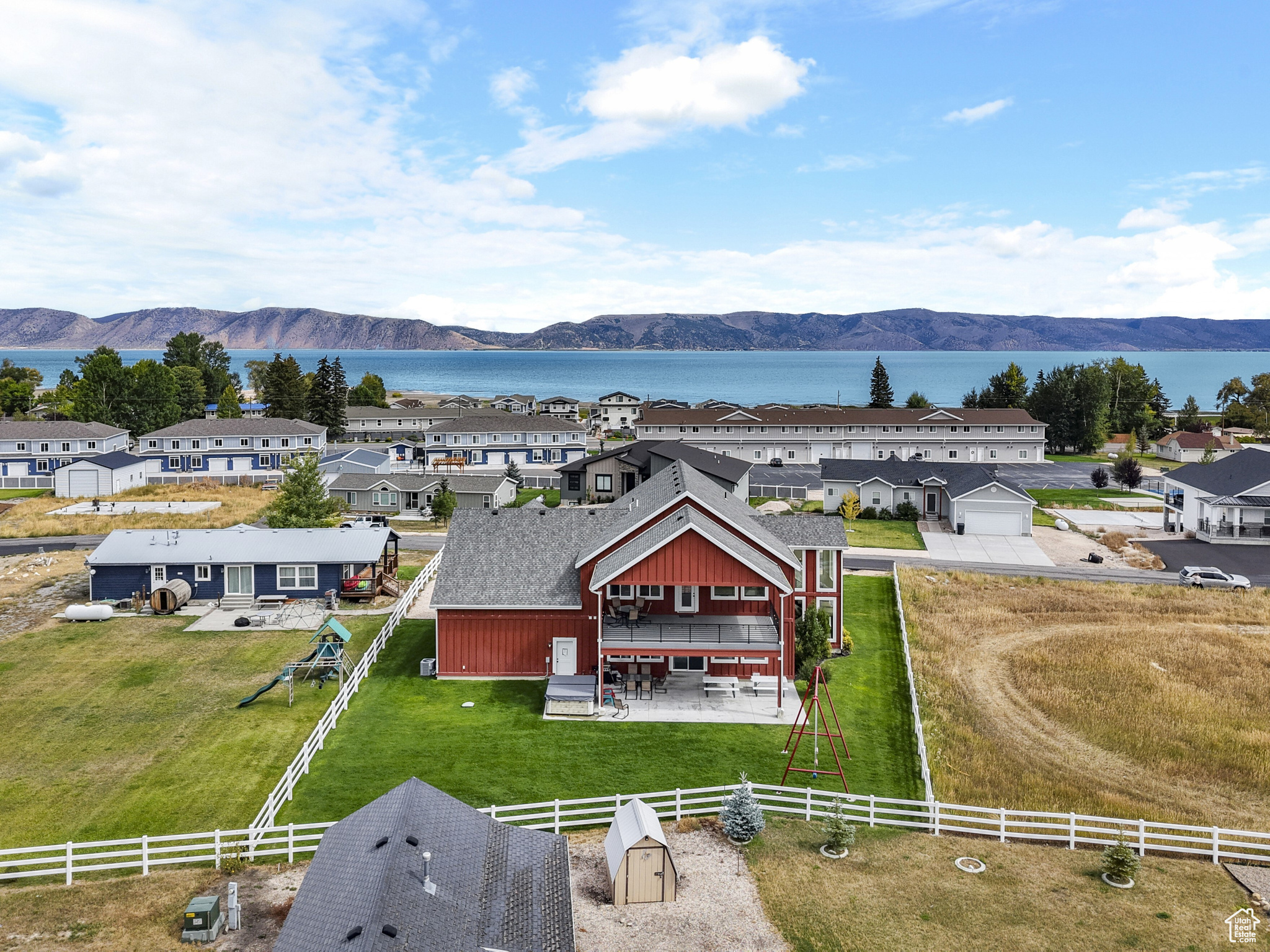 BUTTERCUP FARMS - Residential