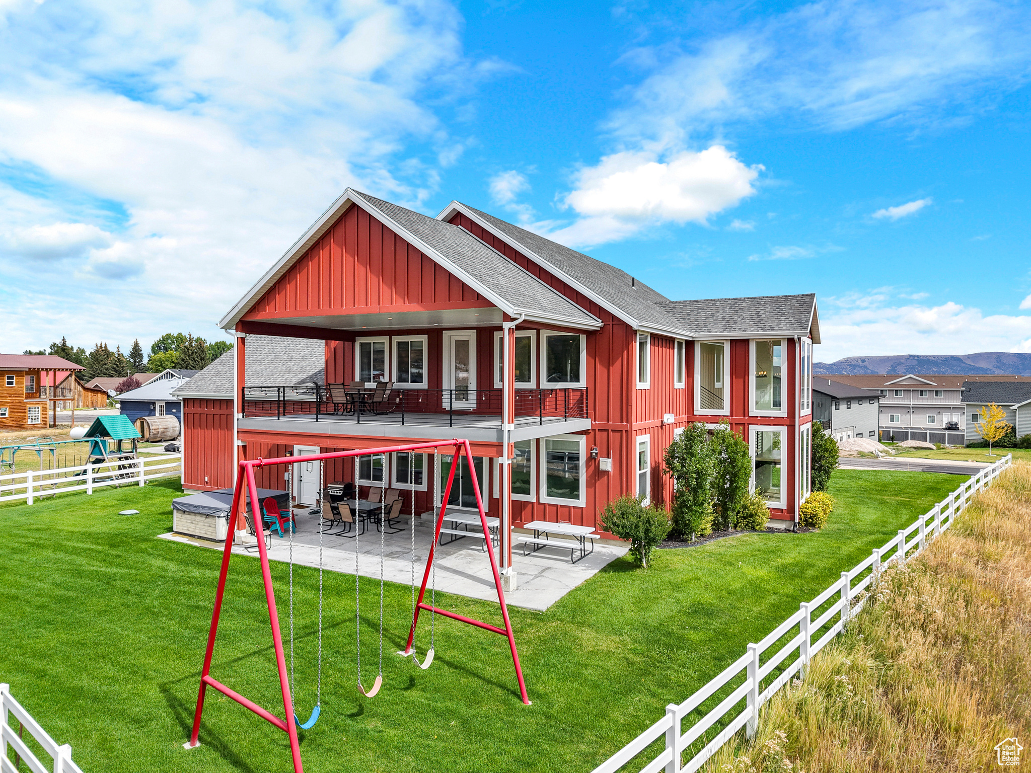 BUTTERCUP FARMS - Residential