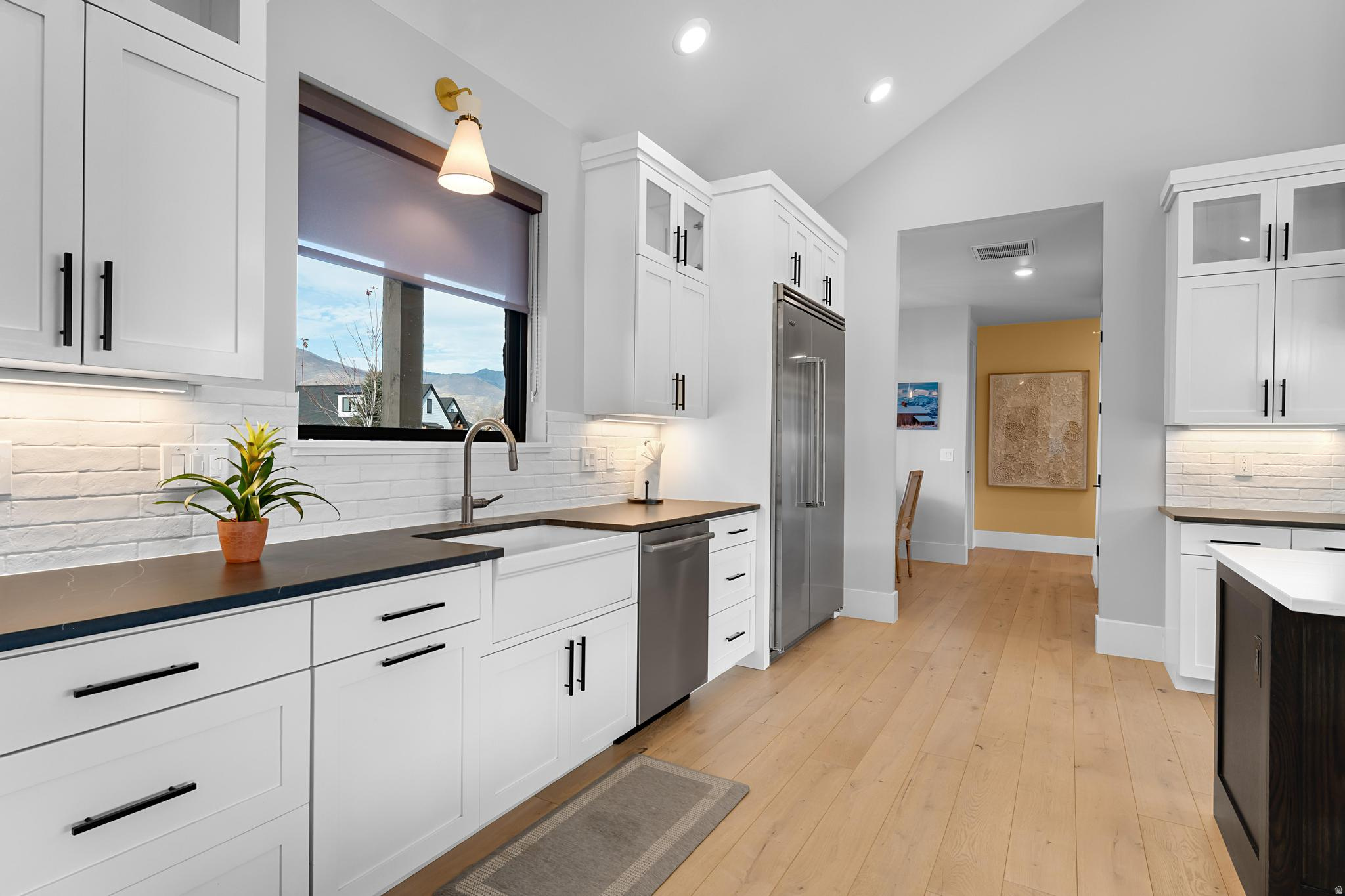 SUMMIT CREEK SUBDIVI - Residential