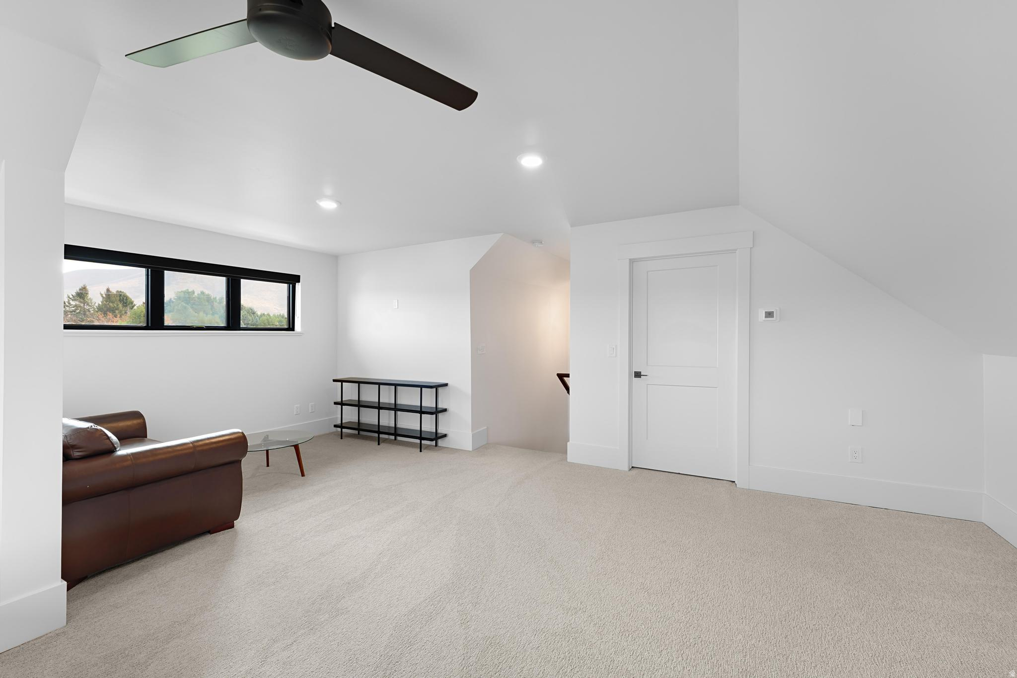 SUMMIT CREEK SUBDIVI - Residential