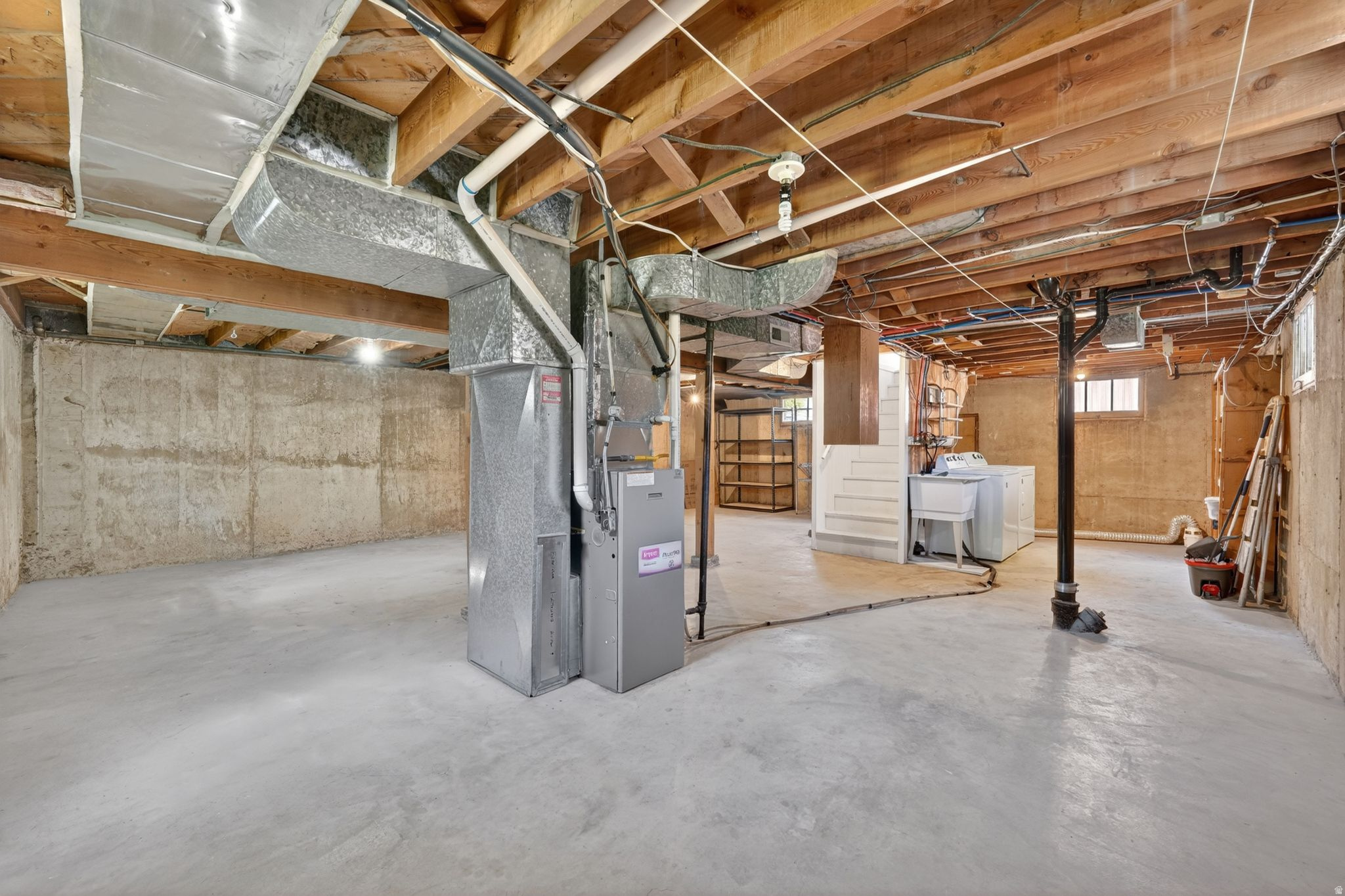 JAMES SUB - Residential