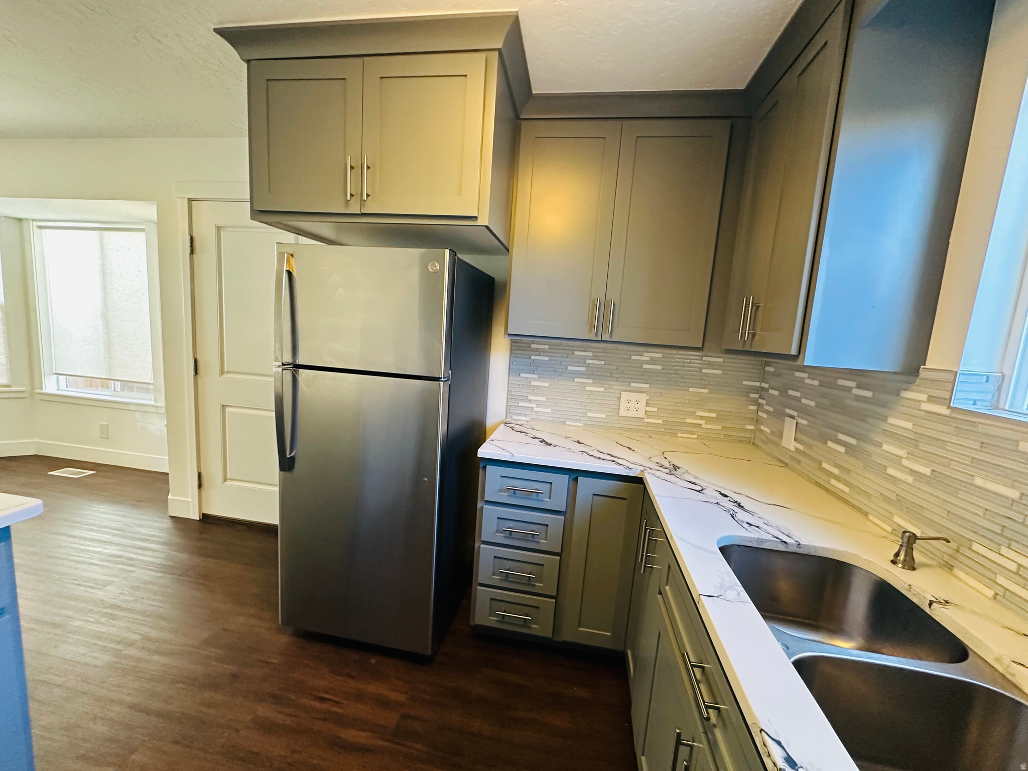 OQUIRRH SHADOWS - Residential