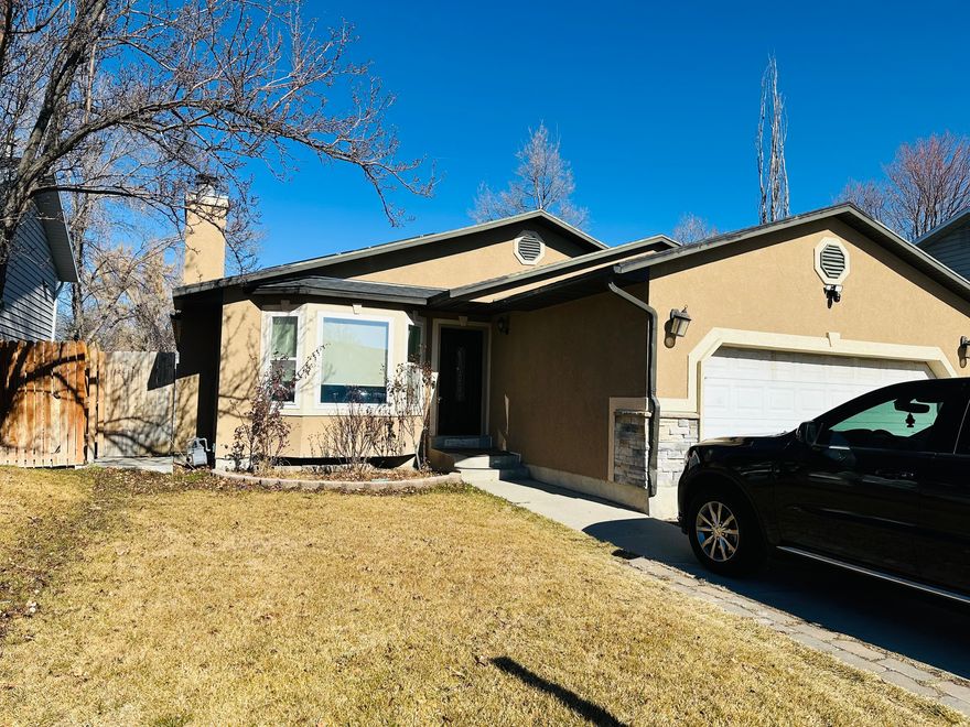 Very nice house that features a second kitchen in basement, main floor remodeled in 2023, six bedrooms, 2 car garage, 1 full bath and 2 3/4 baths. Located within minutes of shopping and dinning. Square footage figures are provided as a courtesy estimate only and were obtained from county records .  Buyer is advised to obtain an independent measurement.