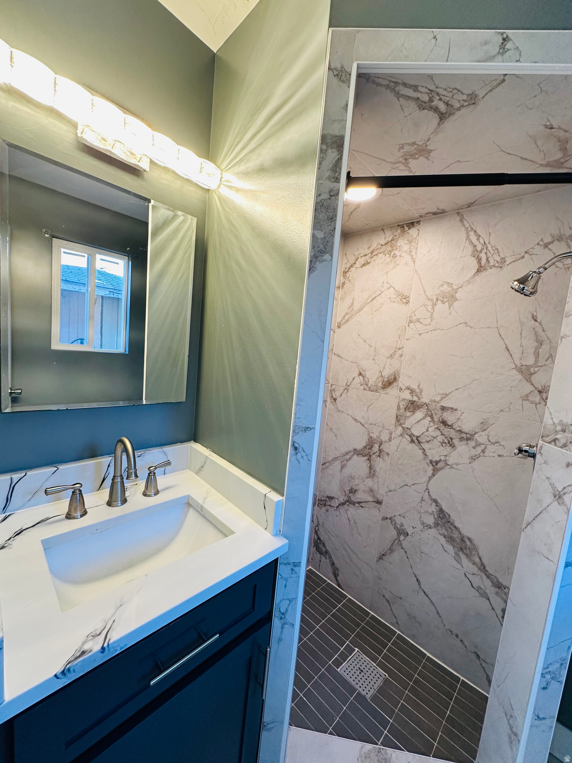 OQUIRRH SHADOWS - Residential