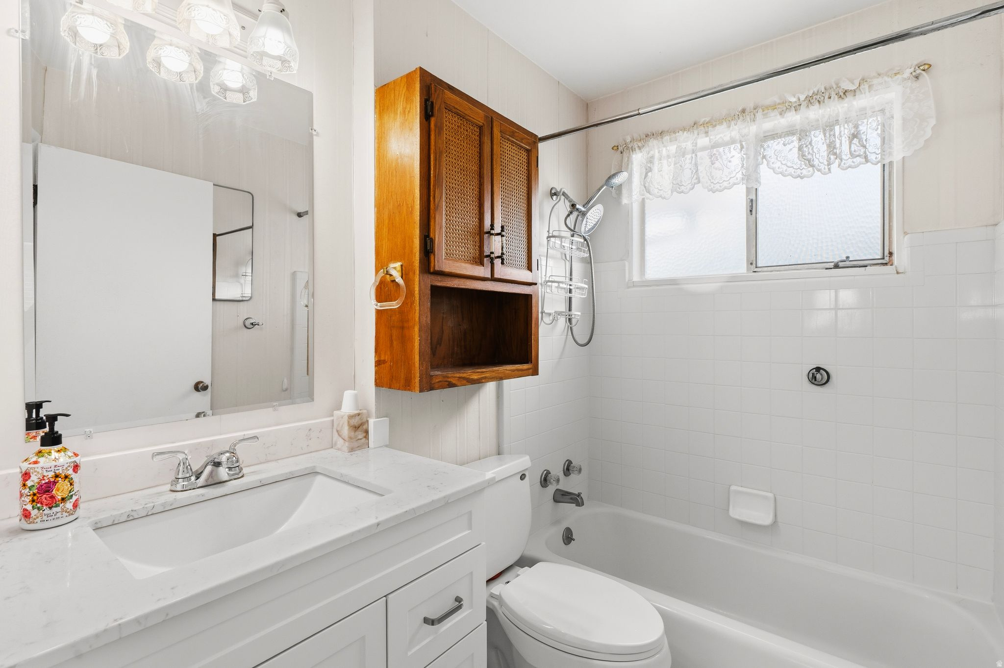 WHITE CITY - Residential