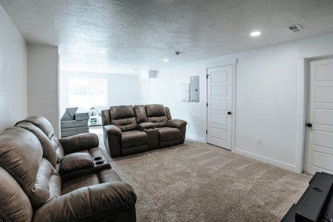 Tiny photo for 437 W 900 N, Farmington, UT 84025 (MLS # 2179369)