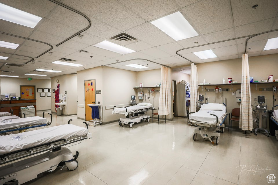 PARK PLAZA OFFICE PARK PH 1 - Commercial Sale