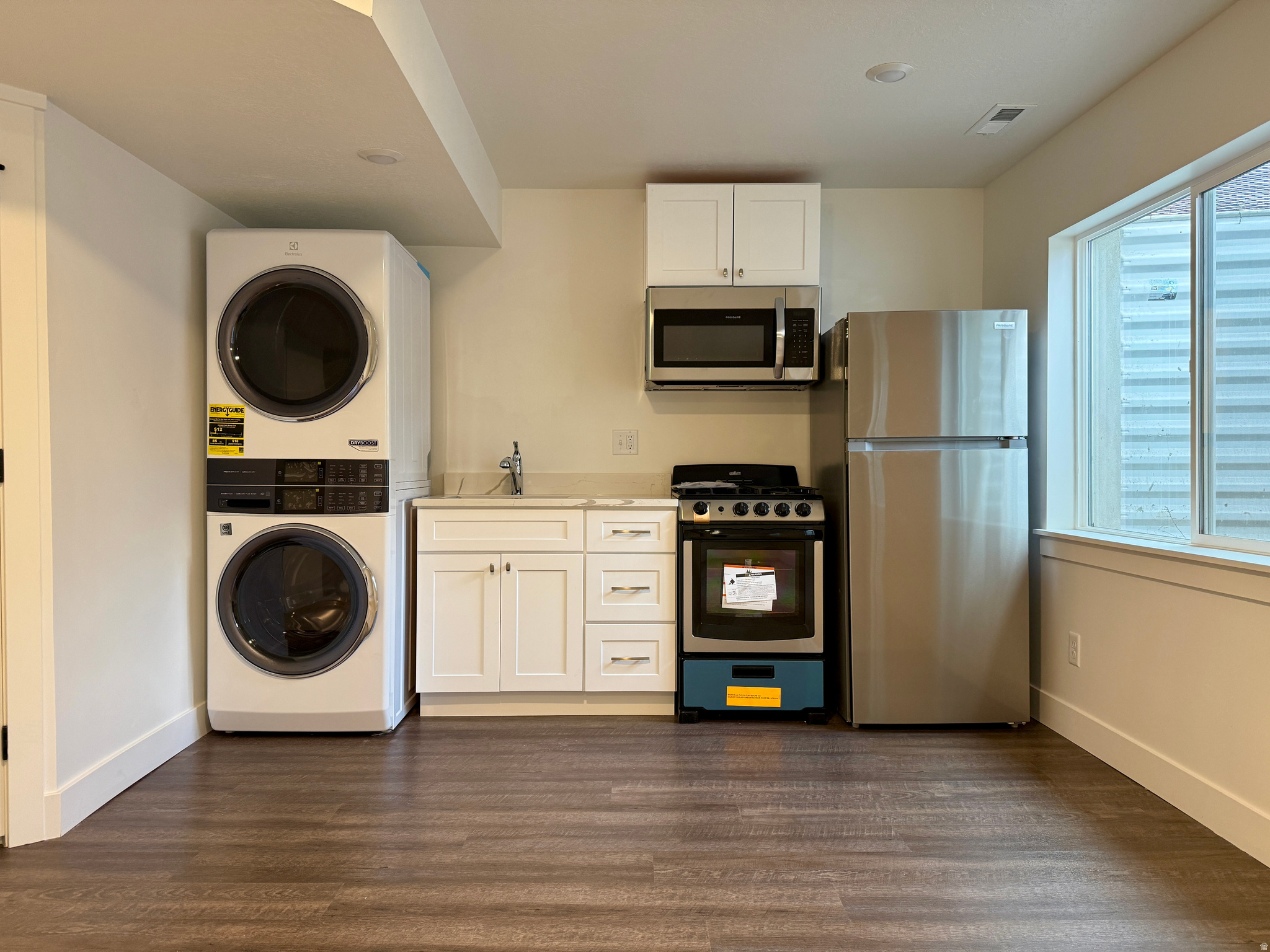 MOUNTAIN VALLEY TOWNHOMES SUBDIVISION - Residential