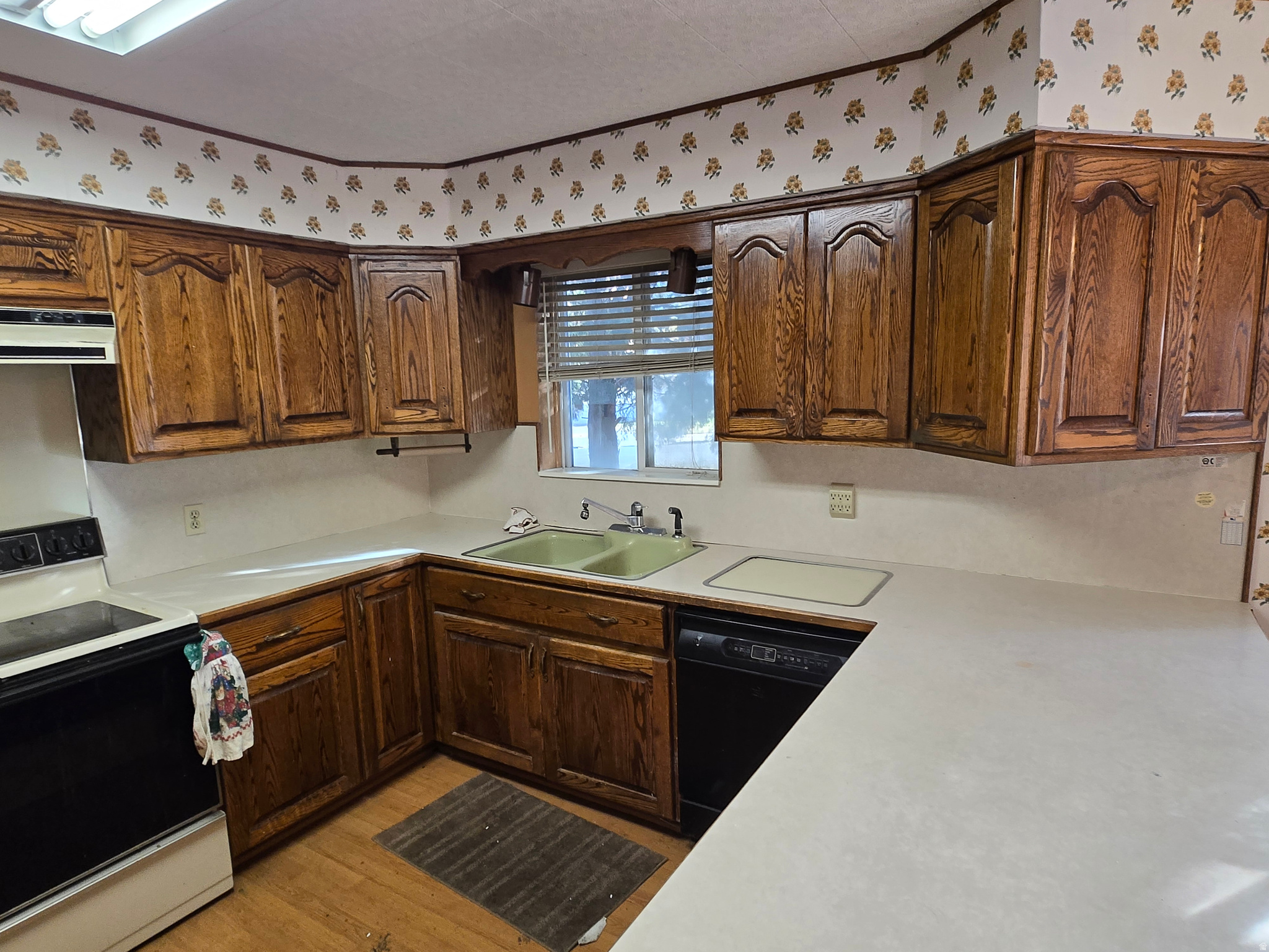 GEORGE ADONDAKIS SUB - Residential